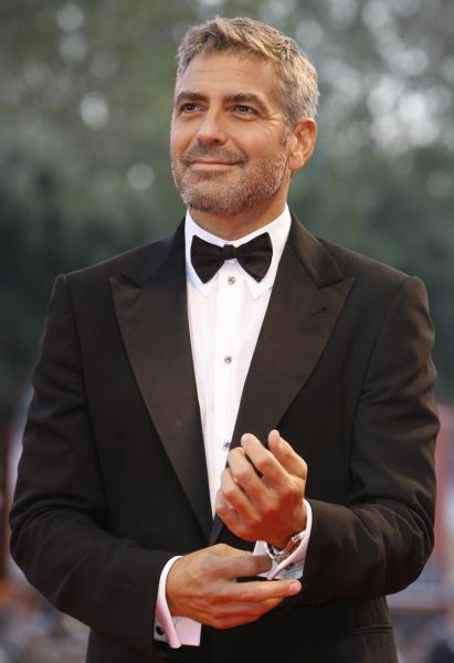 Белая мужская сорочка Джордж Клуни
