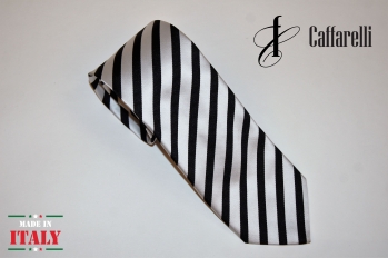 Мужской галстук производства Италия купить оптом и в розницу в наличии со
склада в Москве, интернет-магазин